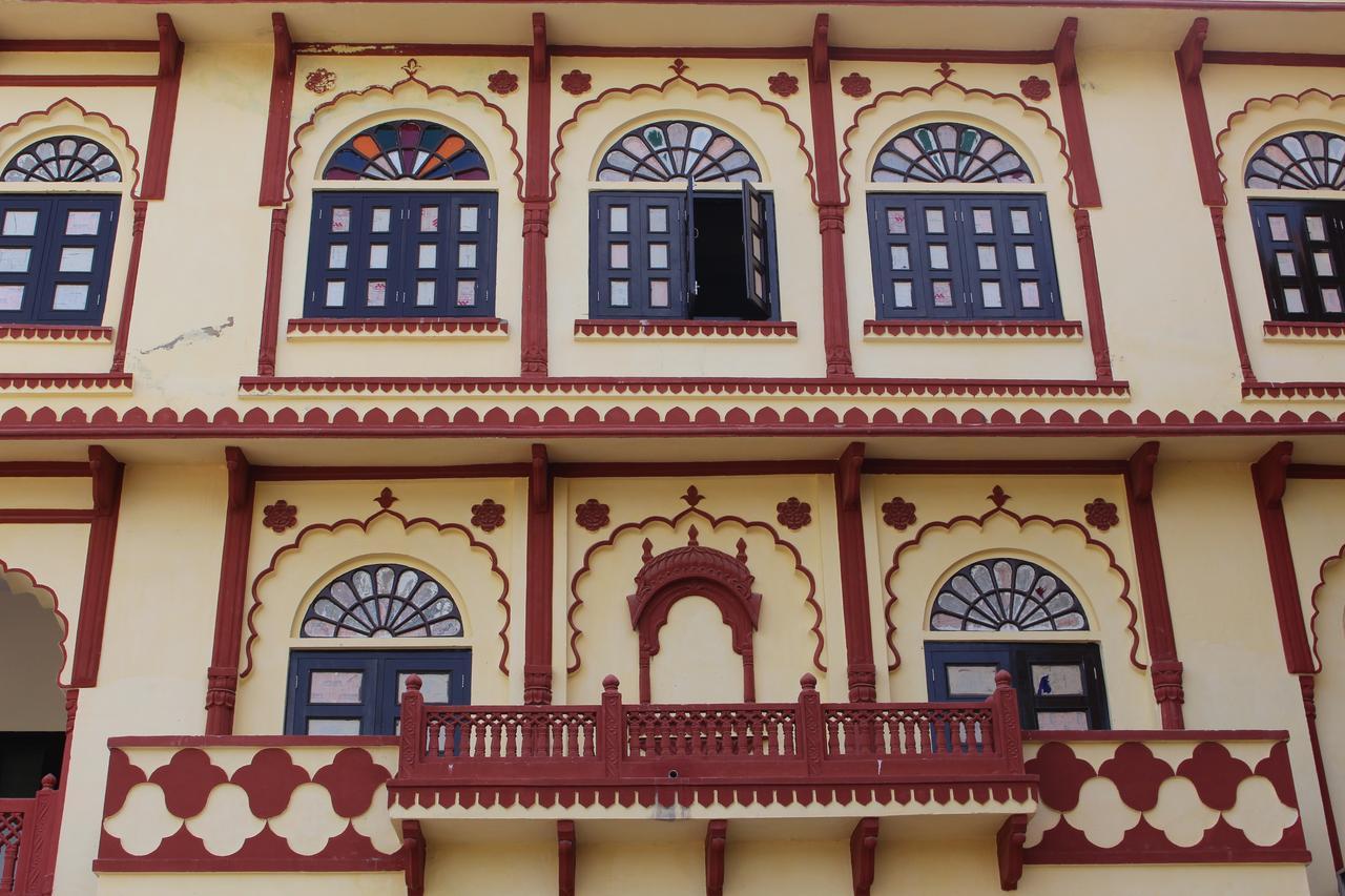 Moti Mahal - A Heritage Haveli Пушкар Екстер'єр фото